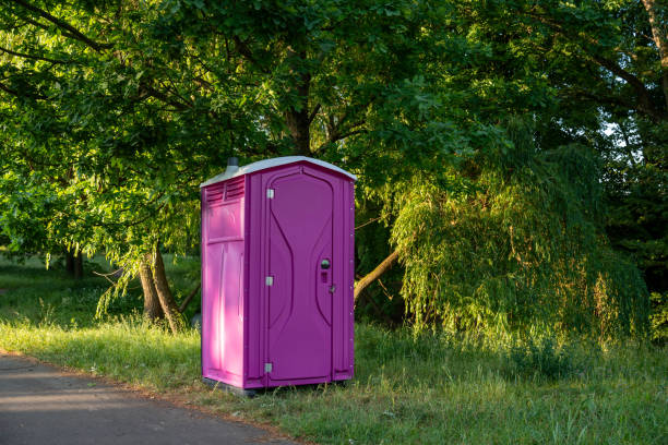 Best Porta potty rental near me  in Waukon, IA